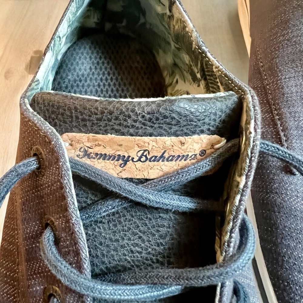 Tommy Bahama Men's Casual Gray/Blue Canvas Sneakers | NEW - Picture 3 of 6